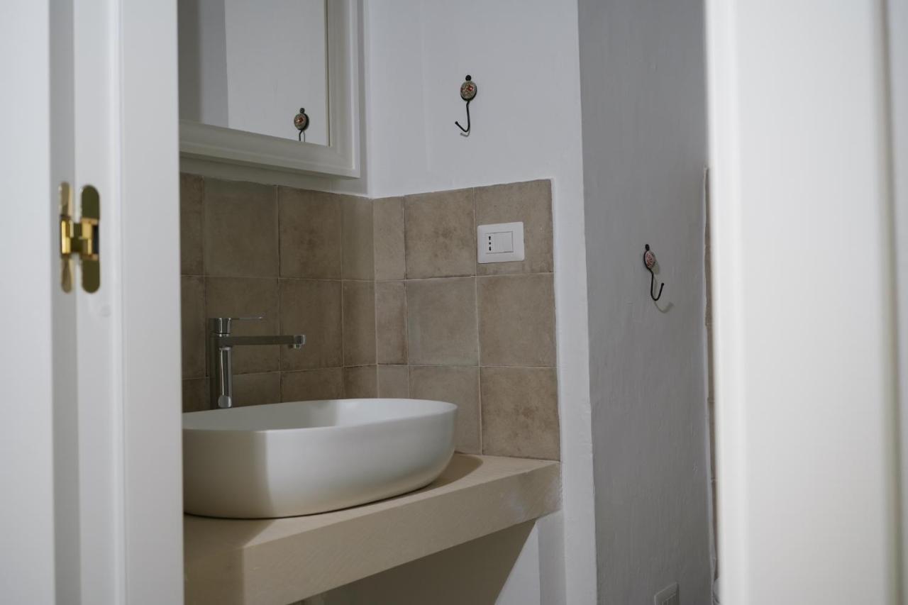 Hotel Palazzo Salvatori à Soleto Extérieur photo