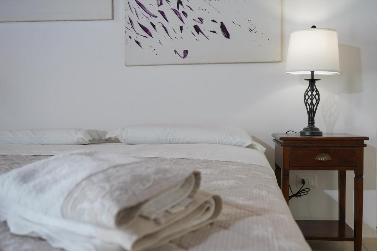 Hotel Palazzo Salvatori à Soleto Extérieur photo